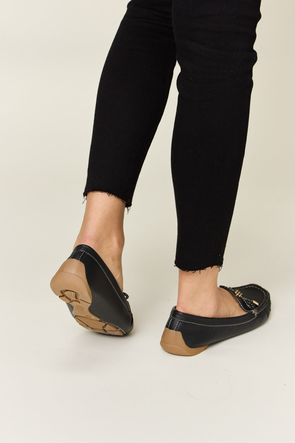 Forever Link Slip On Bow Flats Loafers.