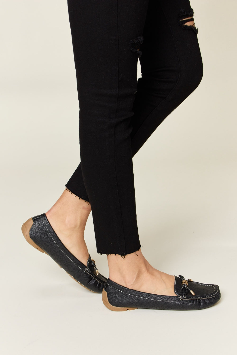 Forever Link Slip On Bow Flats Loafers.