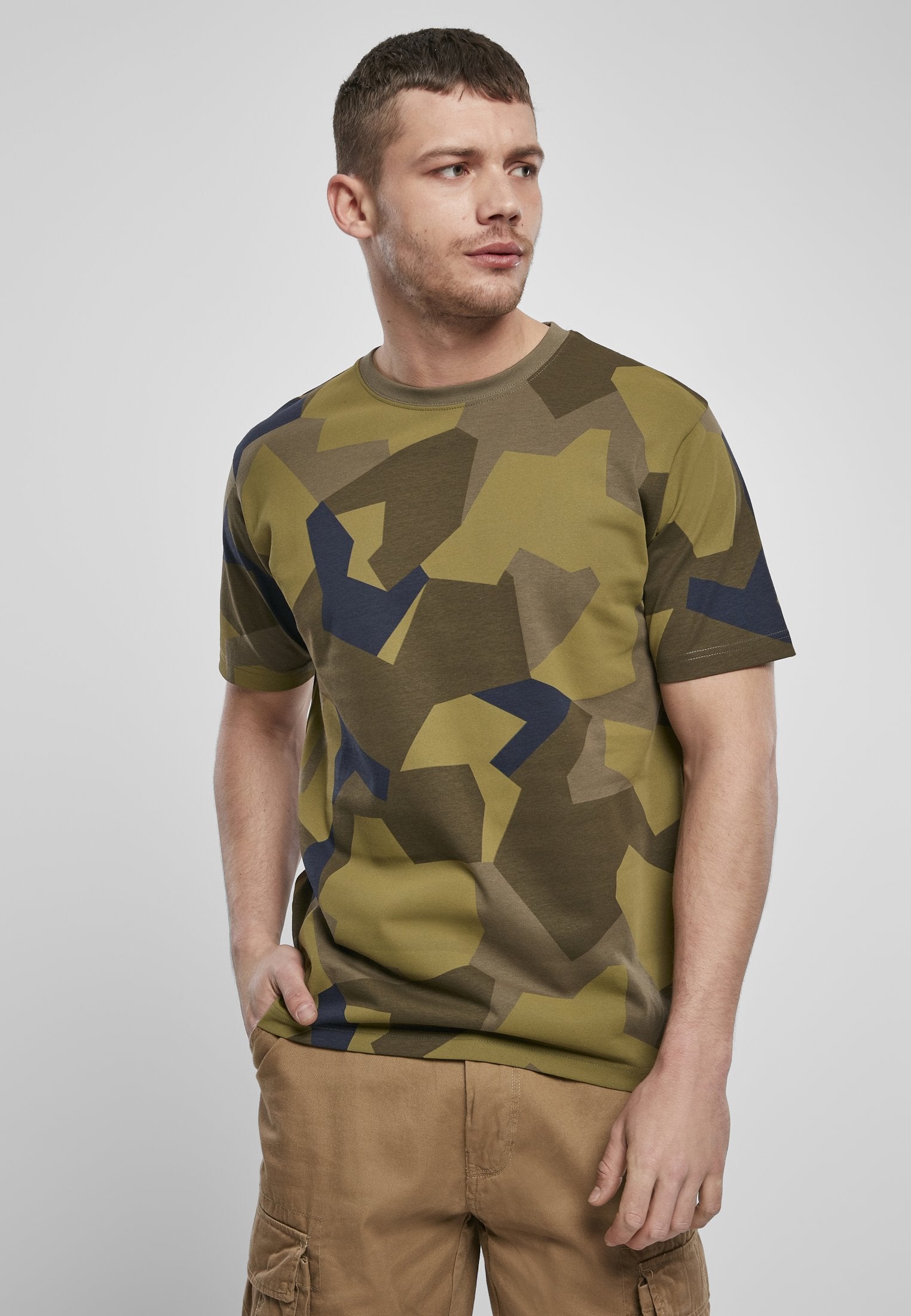 Brandit Premium T-Shirt - Life's Fun Treasures