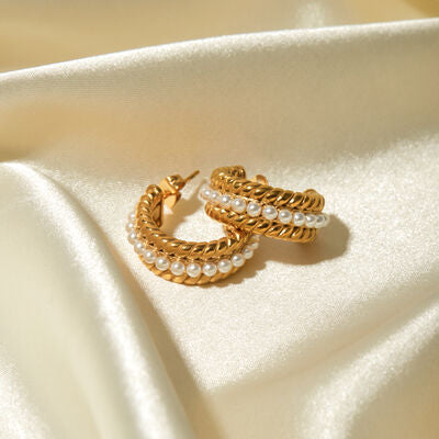 https://www.lifesfuntreasures.ca › products › stainless-steel-pearl-c-hoop-earrings-1717351516

