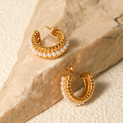 https://www.lifesfuntreasures.ca › products › stainless-steel-pearl-c-hoop-earrings-1717351516

