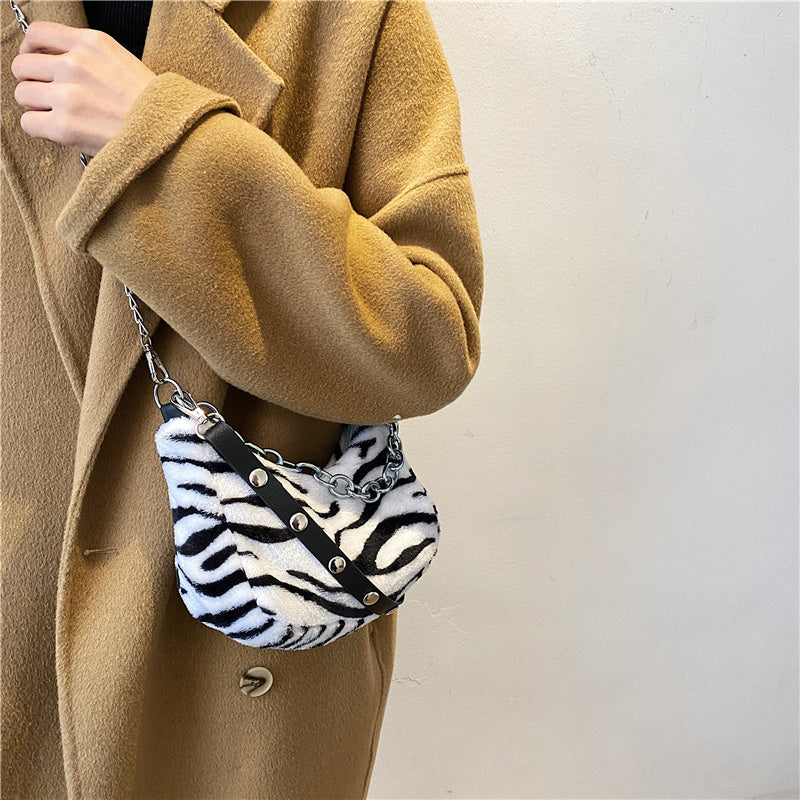 Leopard Pattern Plush Bag Personality Diagonal Women Bag Chain Bag Bag Shoulder - Life's Fun Treasures