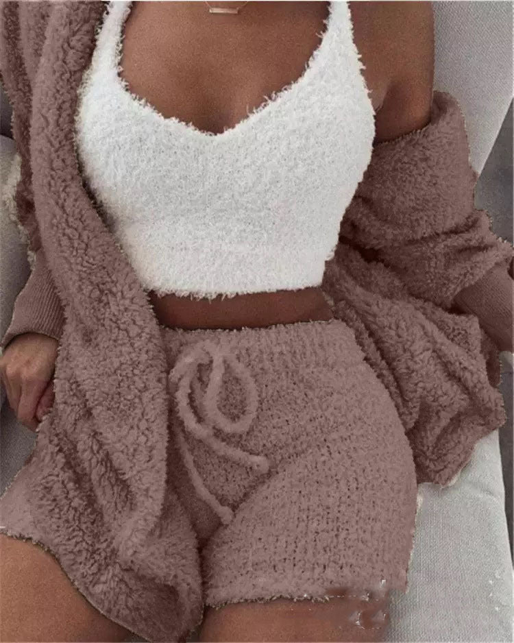 3 Pieces Of Fashionable Ladies Plush Home Clothes - Life's Fun Treasures