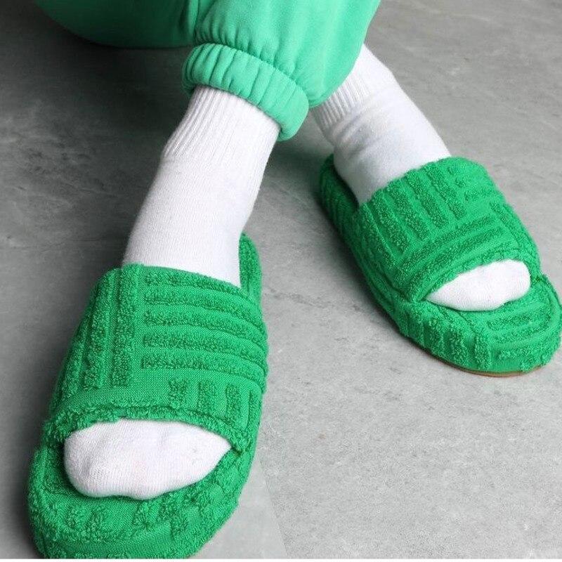 Flat Thick Furry Slippers Women Comfort Leisure Beach Shoes - Life's Fun Treasures