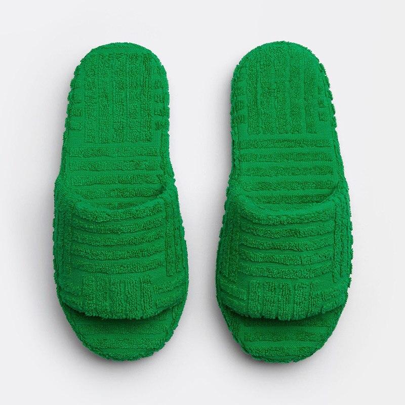 Flat Thick Furry Slippers Women Comfort Leisure Beach Shoes - Life's Fun Treasures