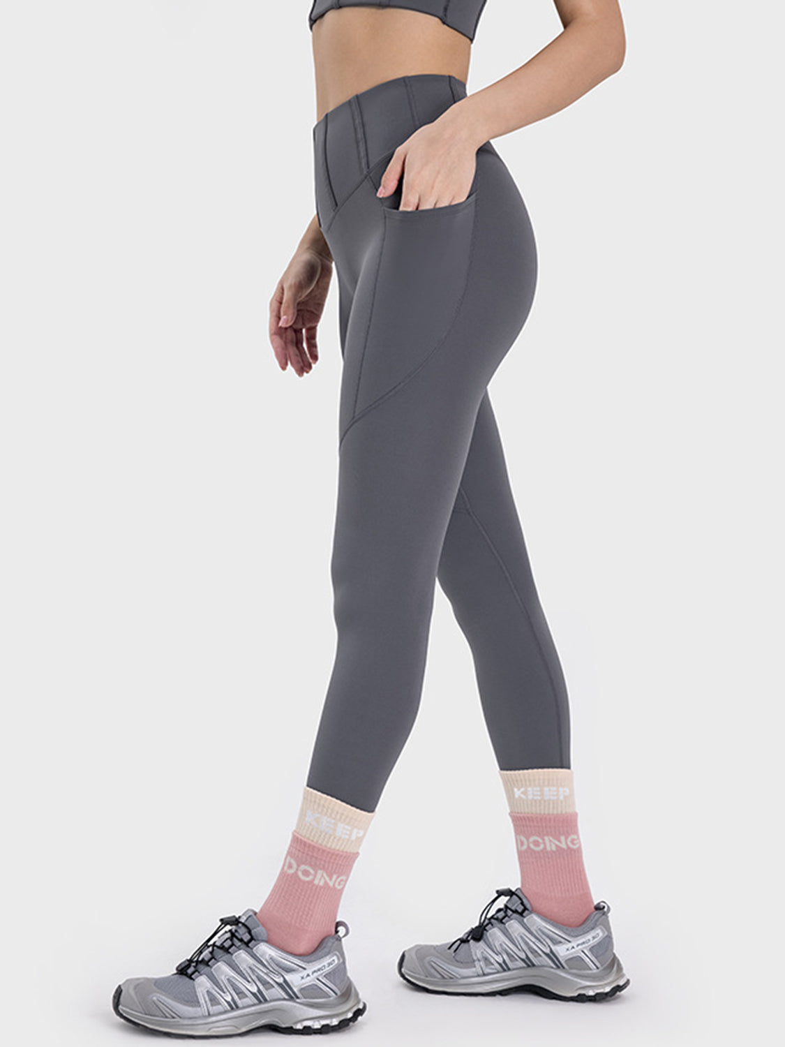 Millennia Pocketed High Waist Active Leggings.