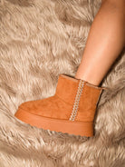 WILD DIVA Round Toe Platform Boots - Life's Fun Treasures