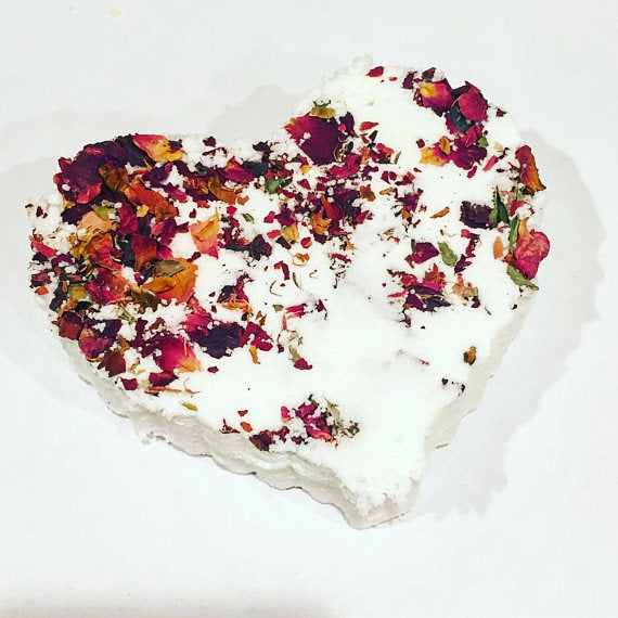 Rose heart bath bomb / organic bath bomb / - Life's Fun Treasures